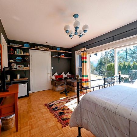The Rusty Antler Suite Clearwater Ngoại thất bức ảnh